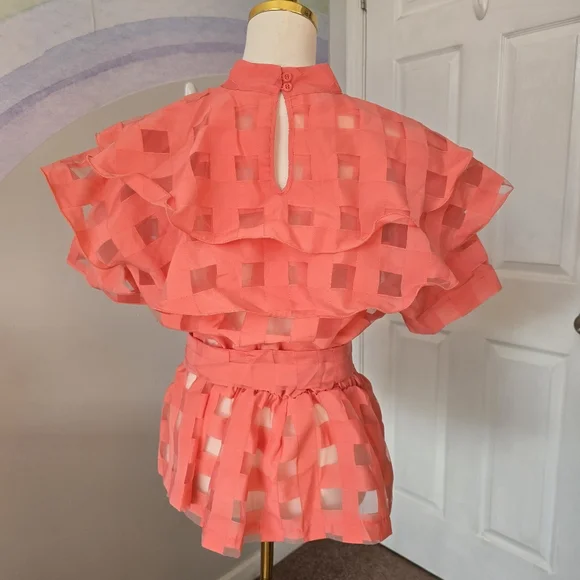 CQ By CQ | Medium | Unique Ruffle High Neck Blouse - Picture 7 of 15